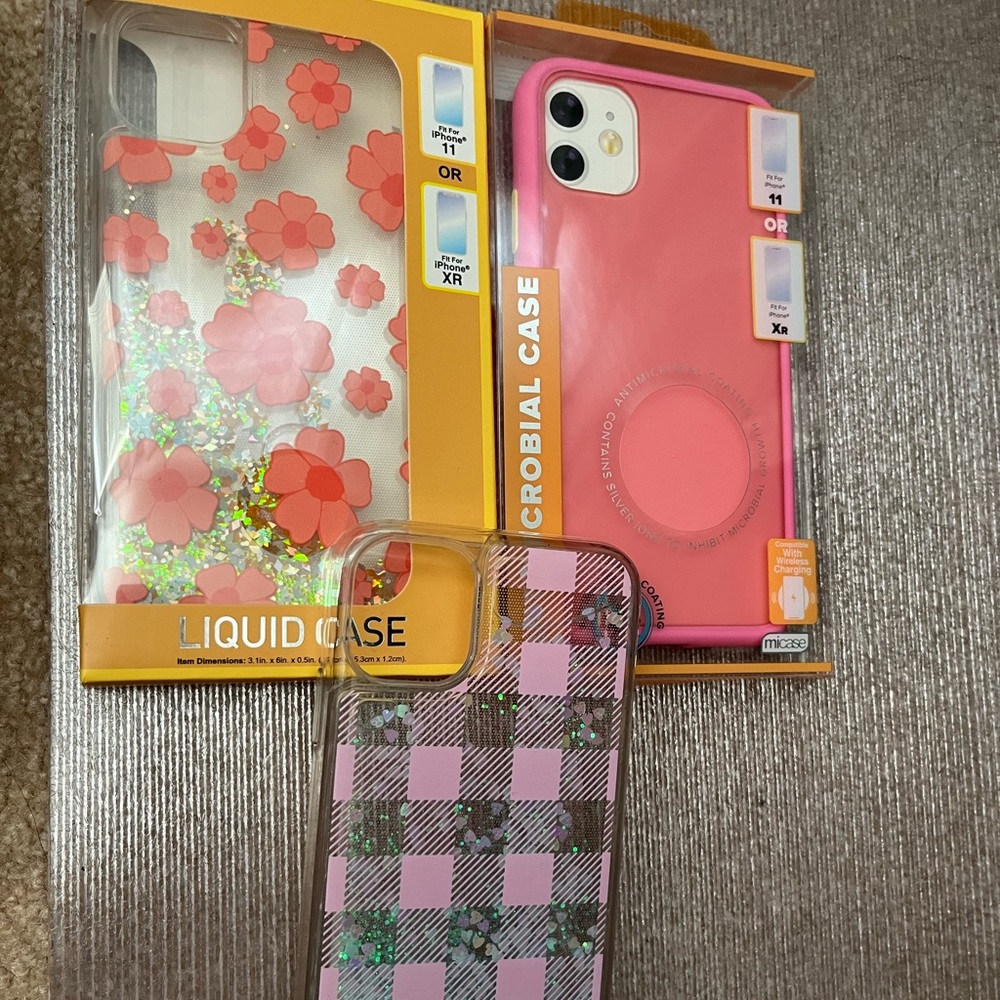 iPhone XR/11 phone case bundle